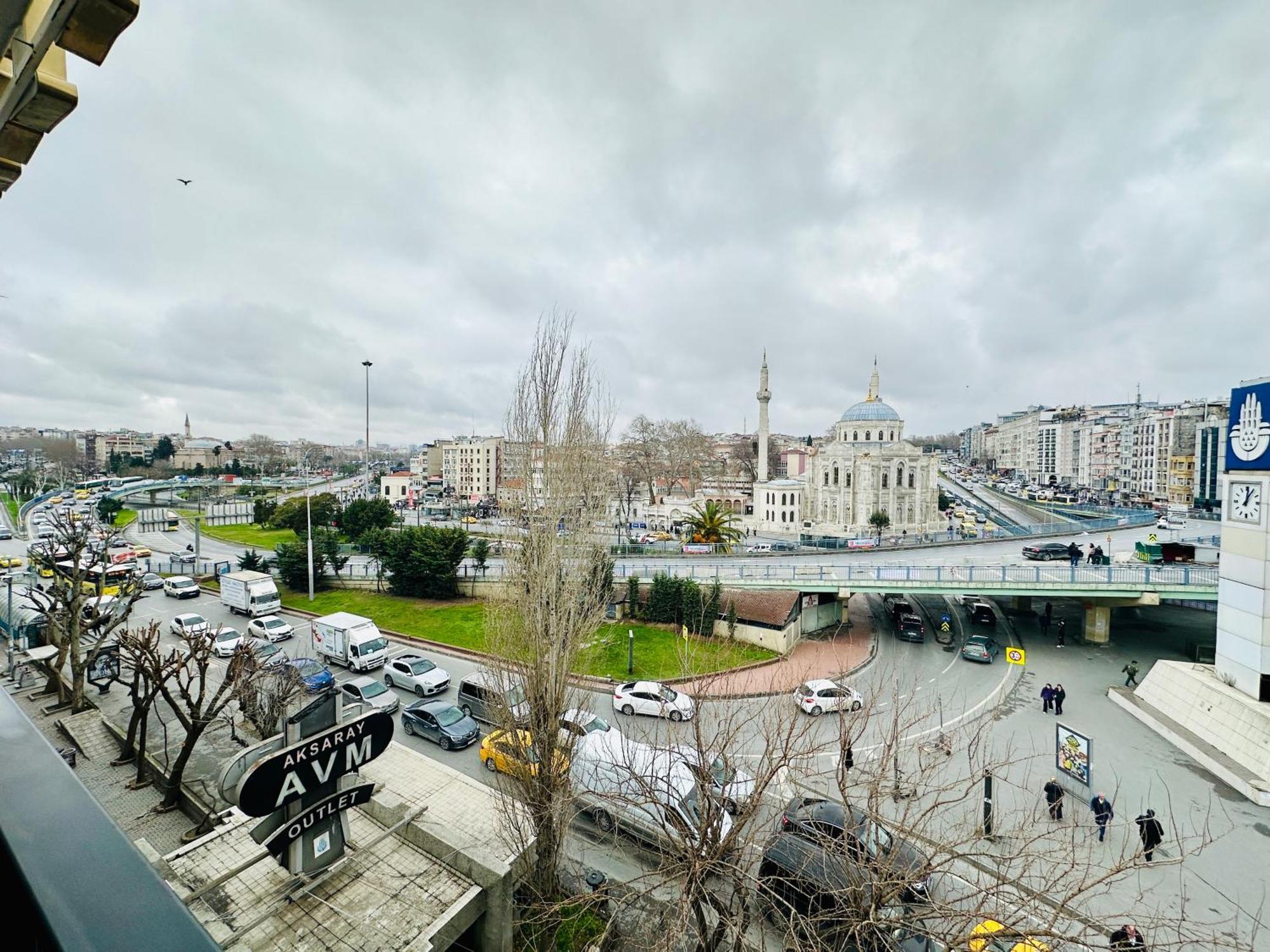 Istanbul Midpoint Hotel Esterno foto