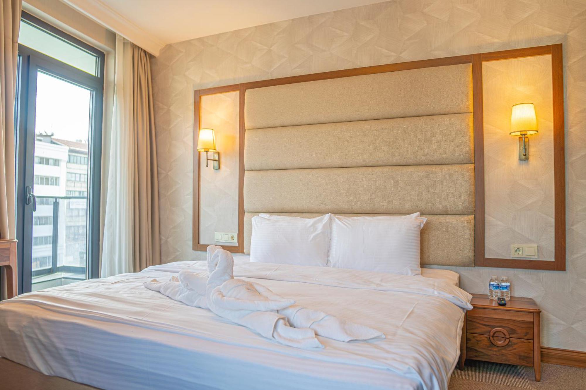 Istanbul Midpoint Hotel Esterno foto