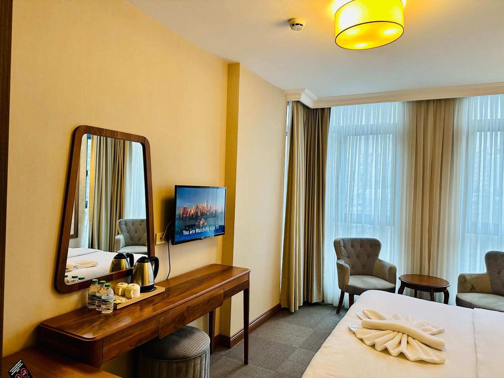 Istanbul Midpoint Hotel Esterno foto