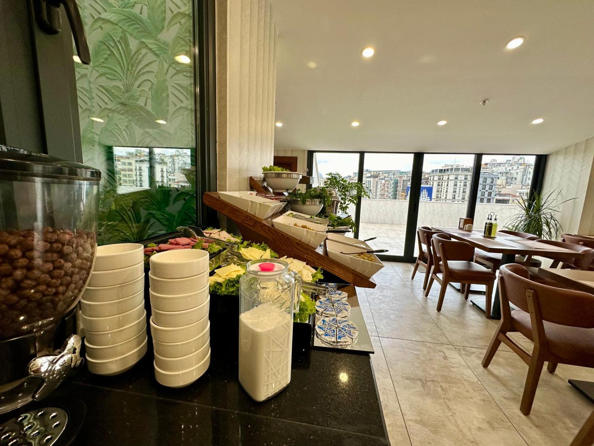 Istanbul Midpoint Hotel Esterno foto