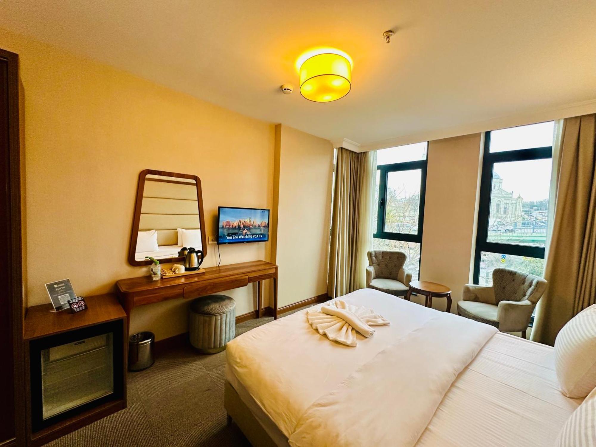 Istanbul Midpoint Hotel Esterno foto