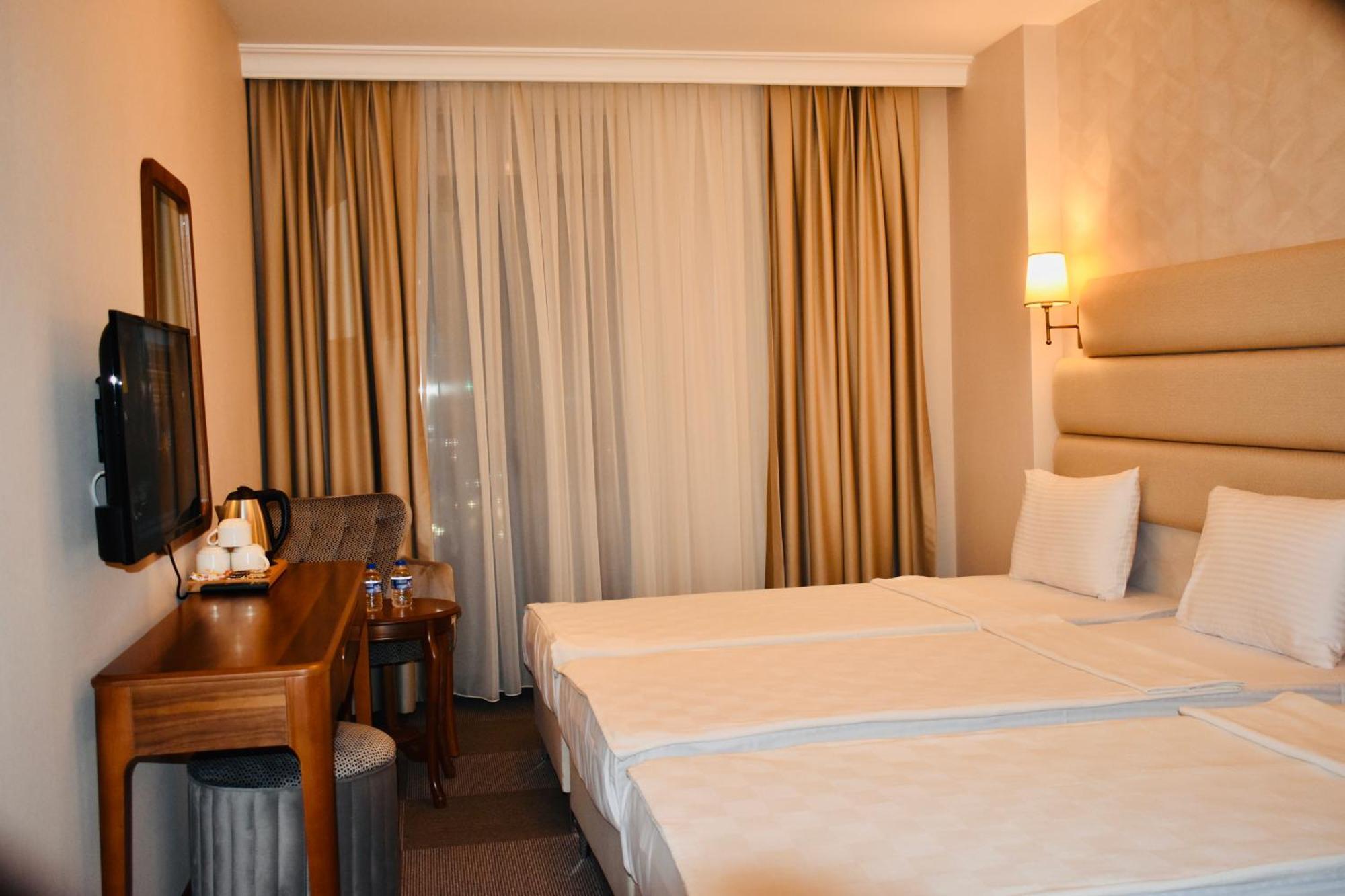 Istanbul Midpoint Hotel Esterno foto